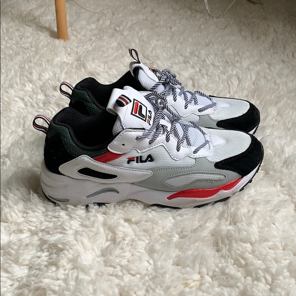 FILAS - Picture 1 of 4